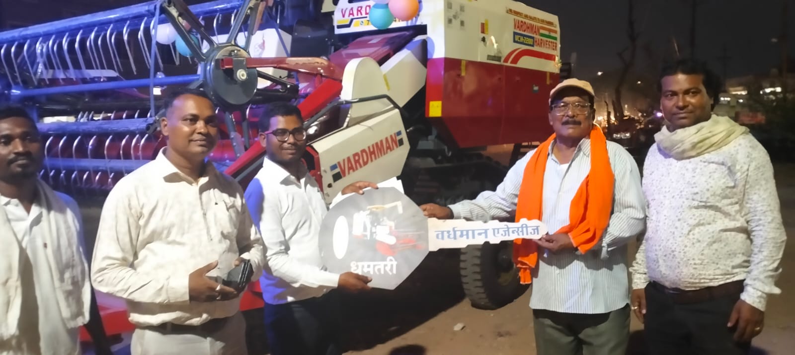 वर्धमान 102 HP हार्वेस्टर डिलीवरी 5 — वर्धमान एजेंसीज